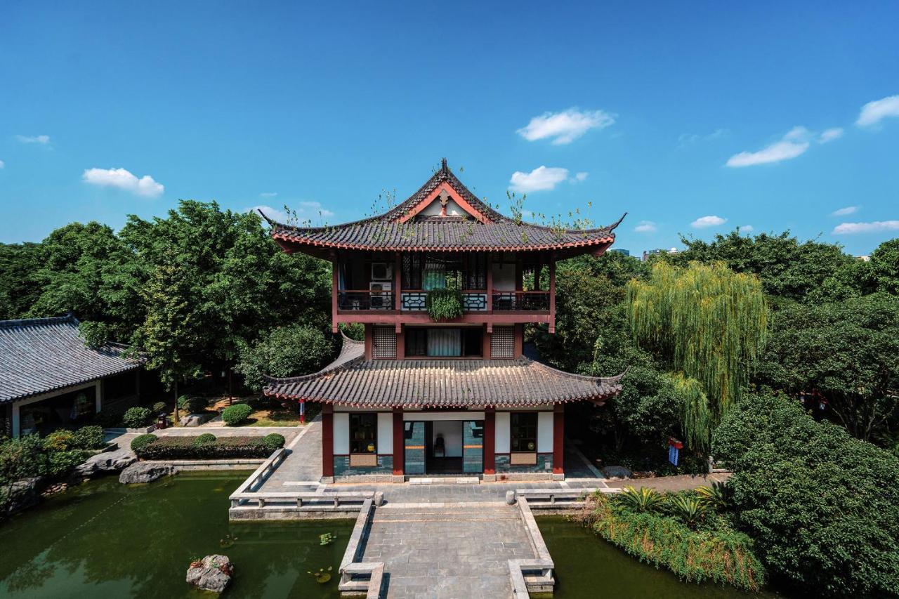 Guilin Yi Characteristic Hotel Coltd Exteriör bild