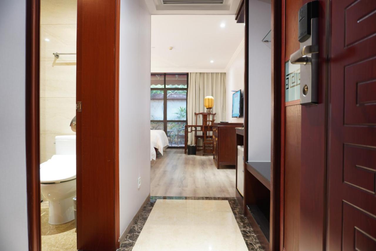 Guilin Yi Characteristic Hotel Coltd Exteriör bild