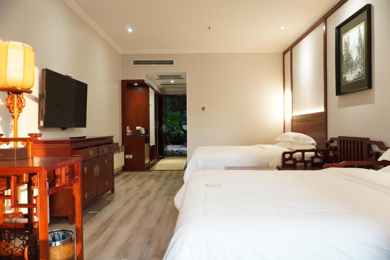Guilin Yi Characteristic Hotel Coltd Exteriör bild