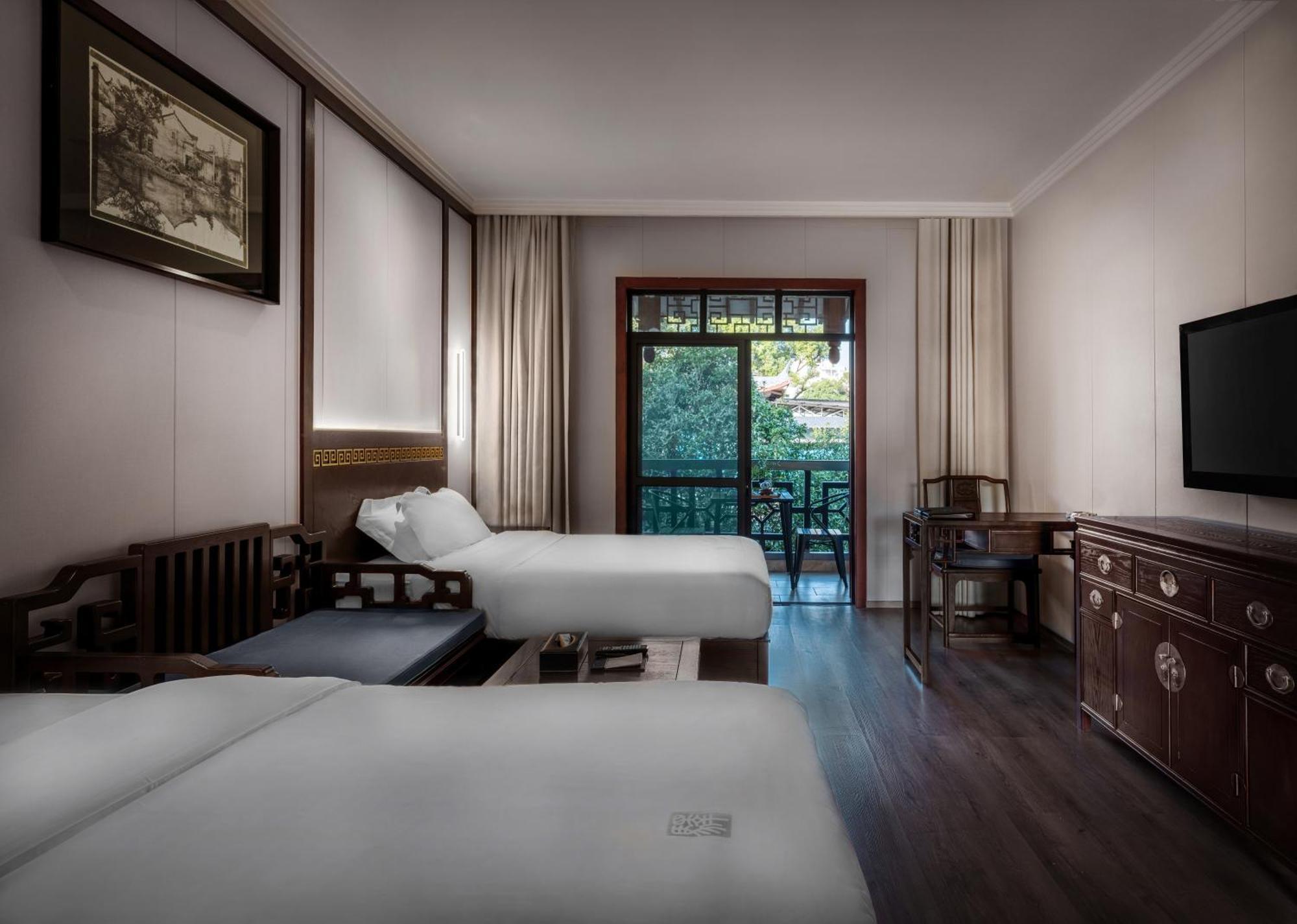 Guilin Yi Characteristic Hotel Coltd Exteriör bild